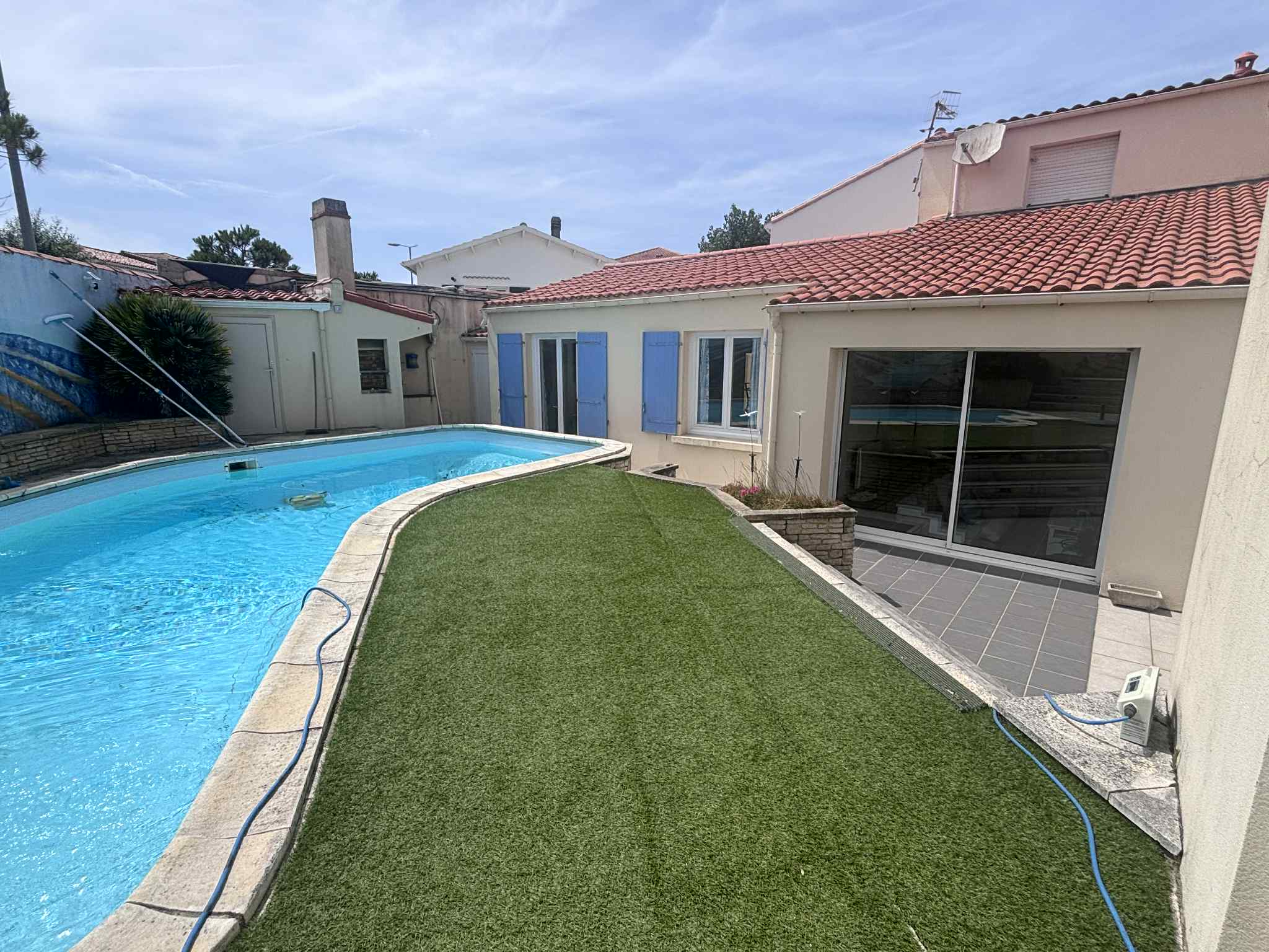 VILLA PROCHE PLAGE AVEC PISCINE CHAUFFEE